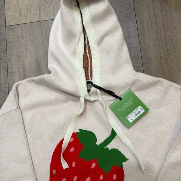 NWT Set Kate Spade X Target Strawberry Sweater Knit Hoodie & Shorts Set Size L - Picture 7 of 10